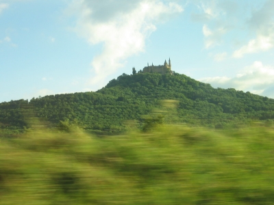 Burg Hohenzollern vom Zug aus